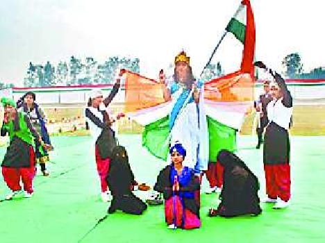 Tricolor waved gracefully 